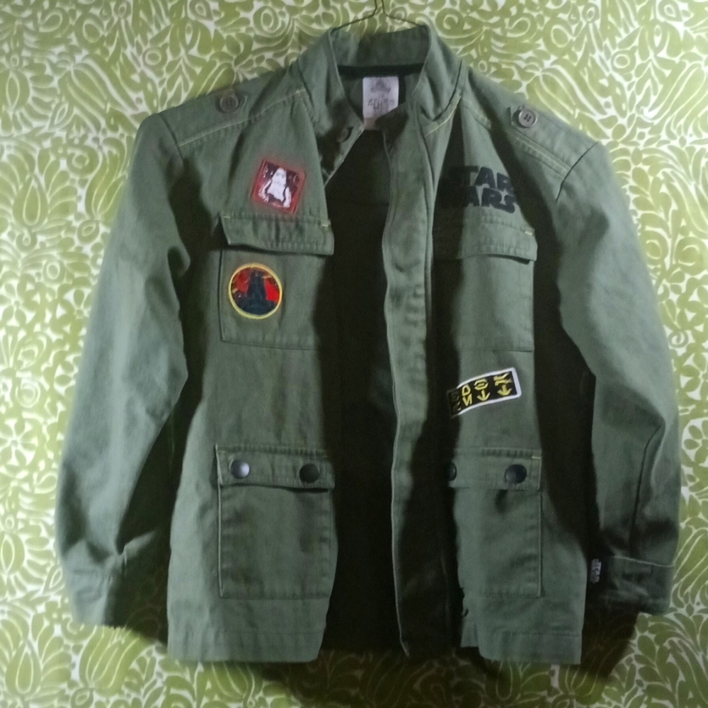 Official Lucasfilm Disney, Children's 7/8, Green